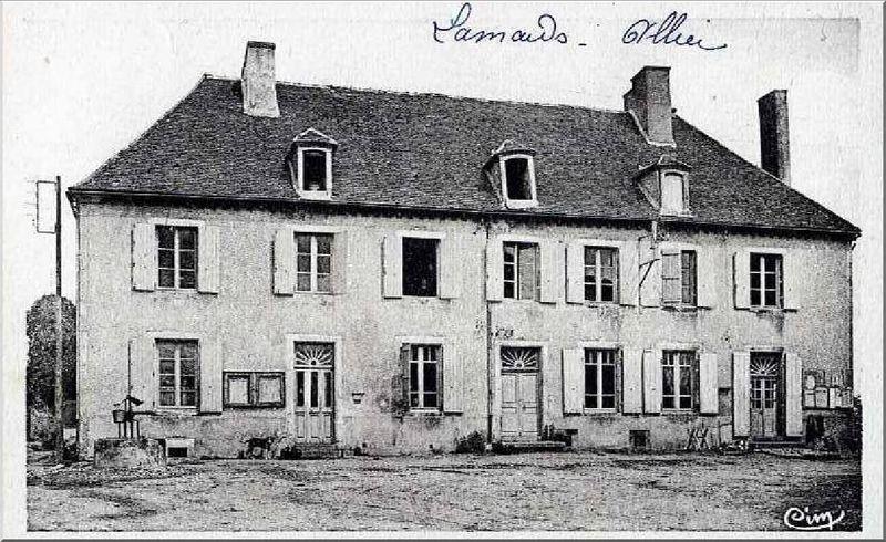 Lamaids- Hôtel de Ville.jpg